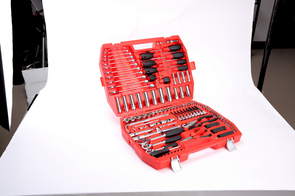 00-923 122PCS tool set