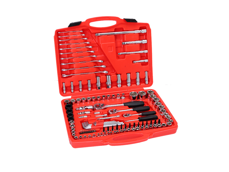 00-922 121PCS tool set